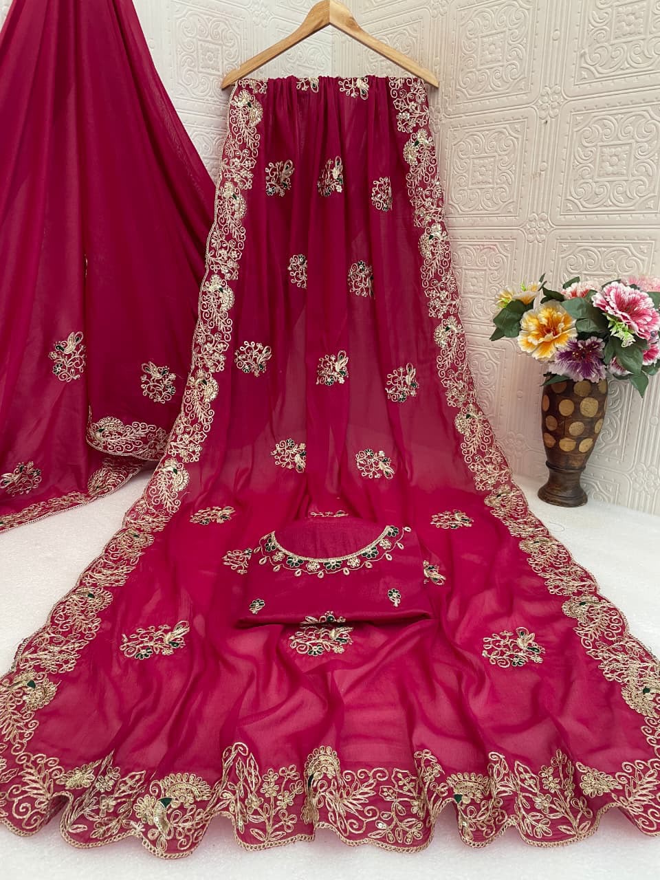 Star Georgette Saree With Embroidery — photo 2