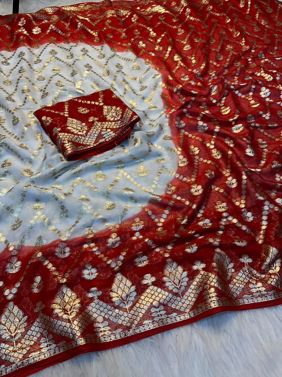 Viscose Georgette Red & White Saree — photo 6