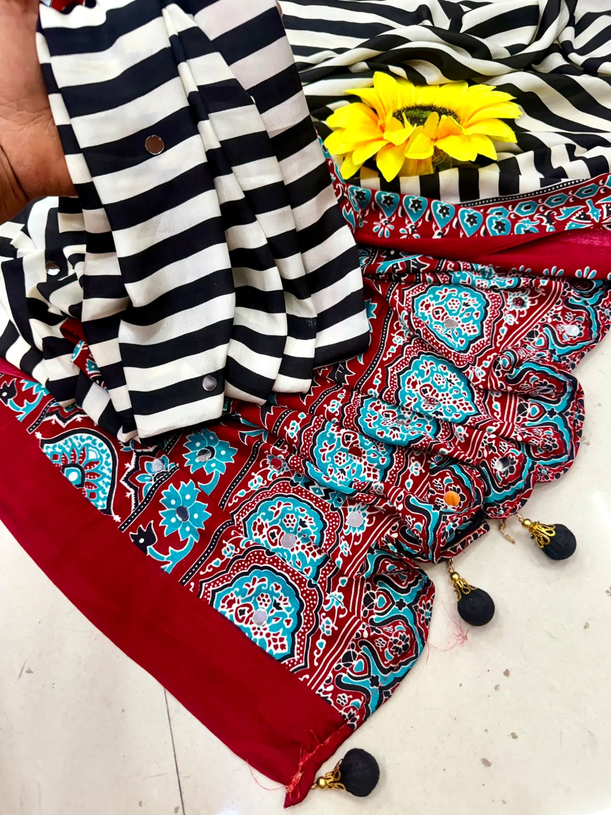 Ajrakh Print Gajji Silk Saree — photo 12