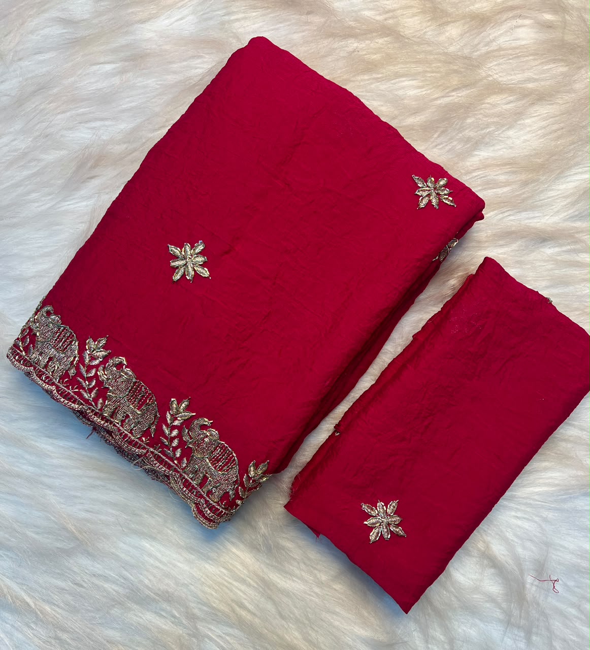 Rangoli Crush Saree with Sequins Border — photo 10