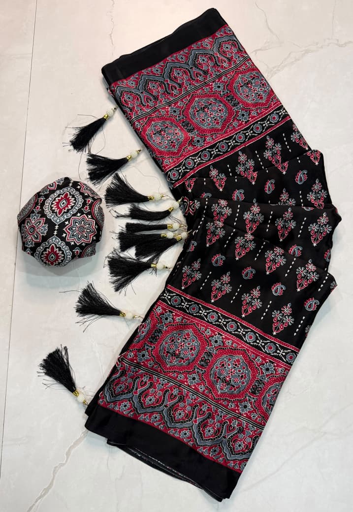 Ajrakh Crepe Gajji Silk Saree — photo 6