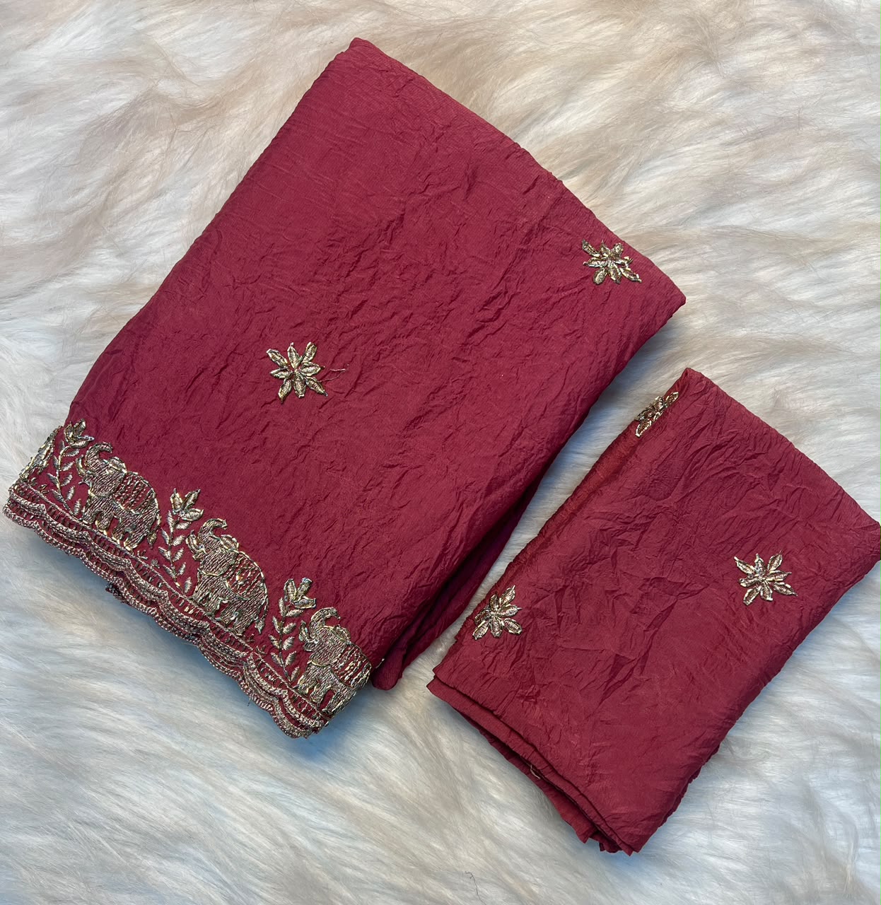 Rangoli Crush Saree with Sequins Border — photo 13