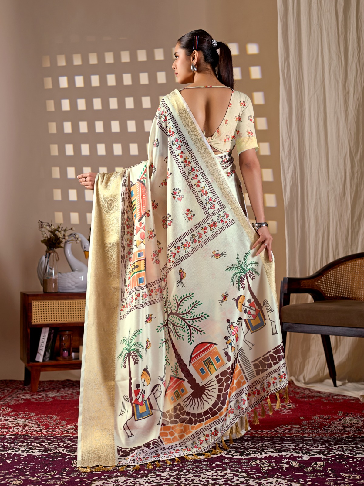 Lichi Silk Printed Saree with Woven Border — photo 5
