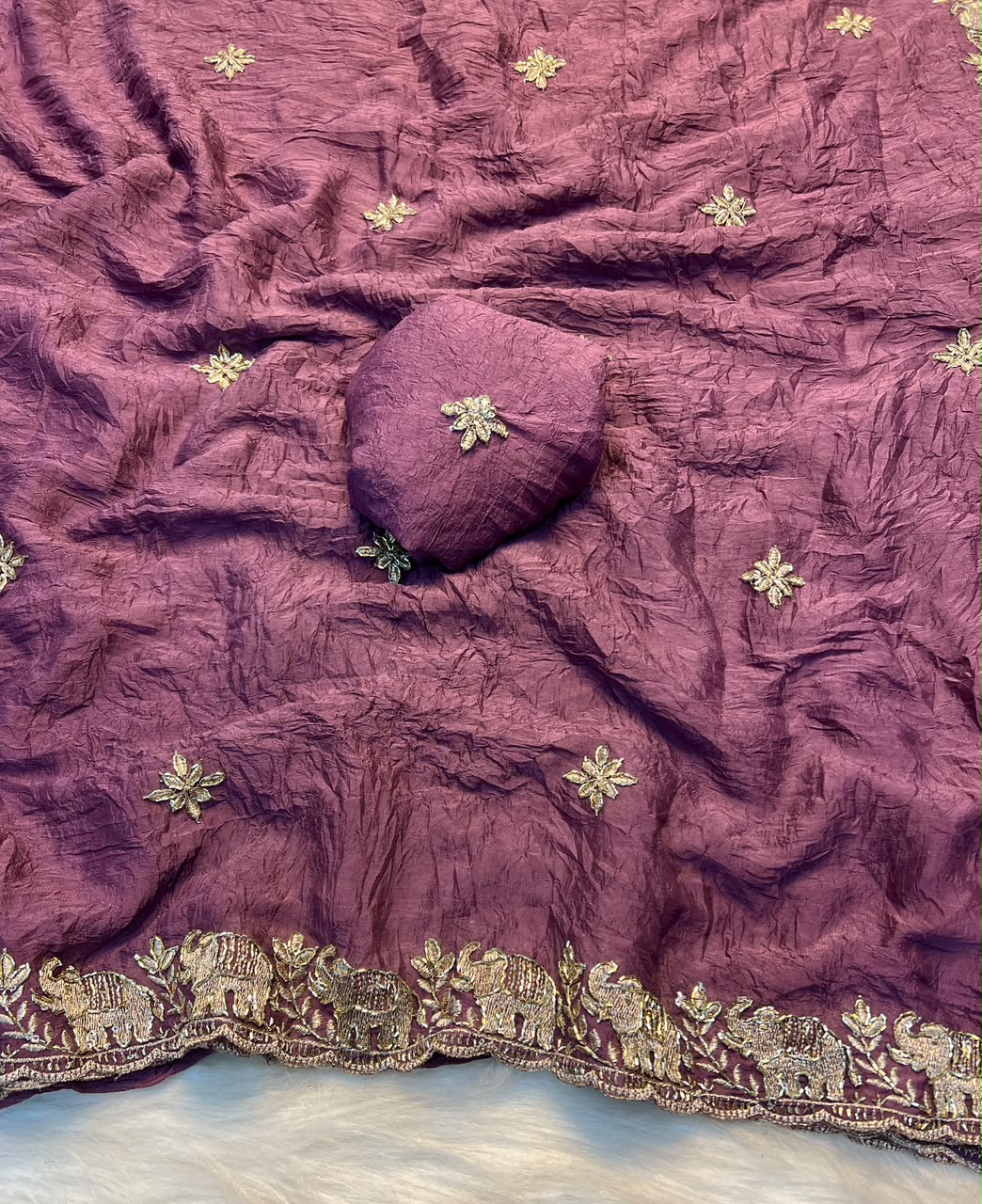 Rangoli Crush Saree with Sequins Border — photo 3