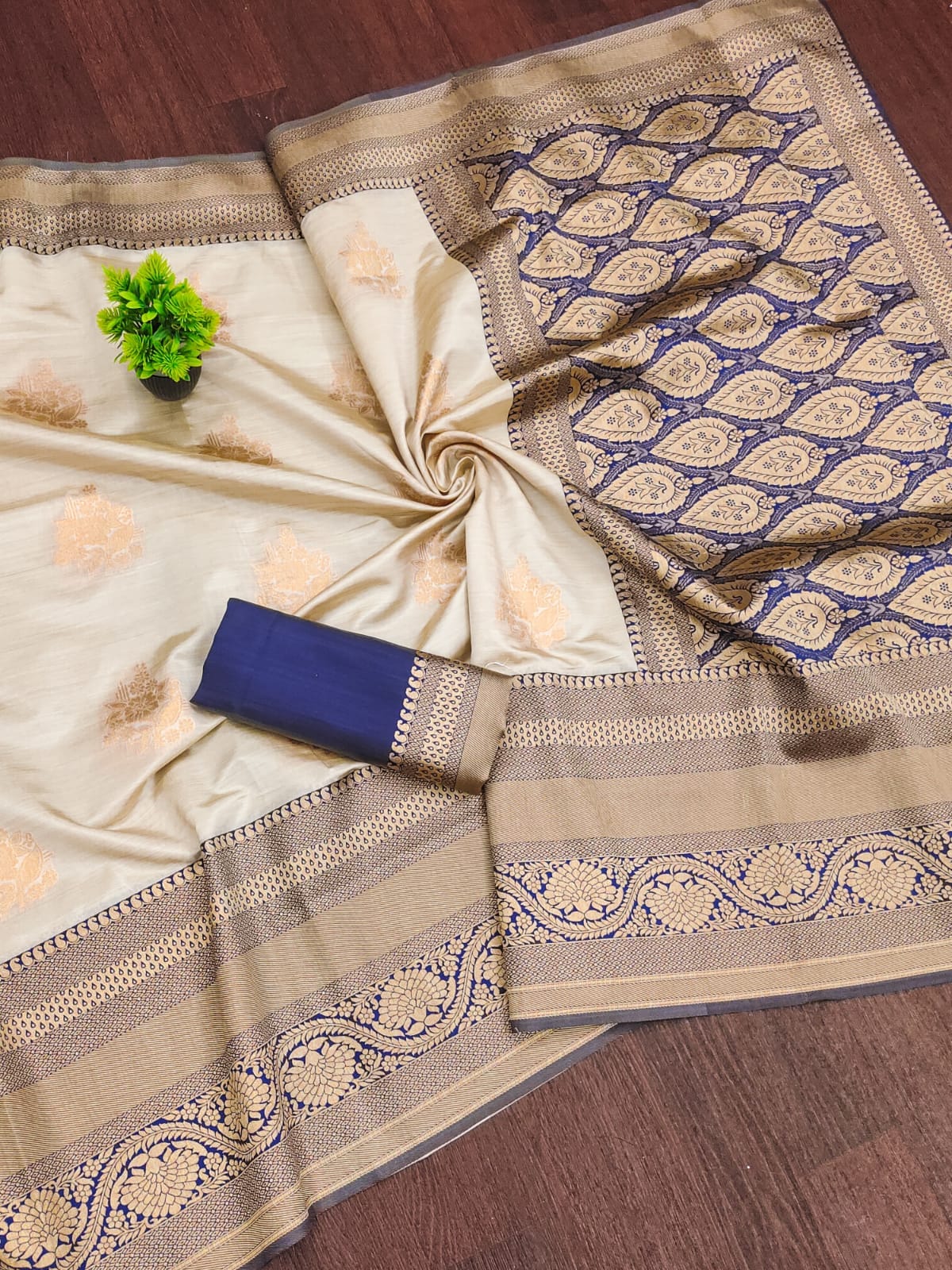 Kanjivaram Silk Saree with Elephant Motif — photo 8