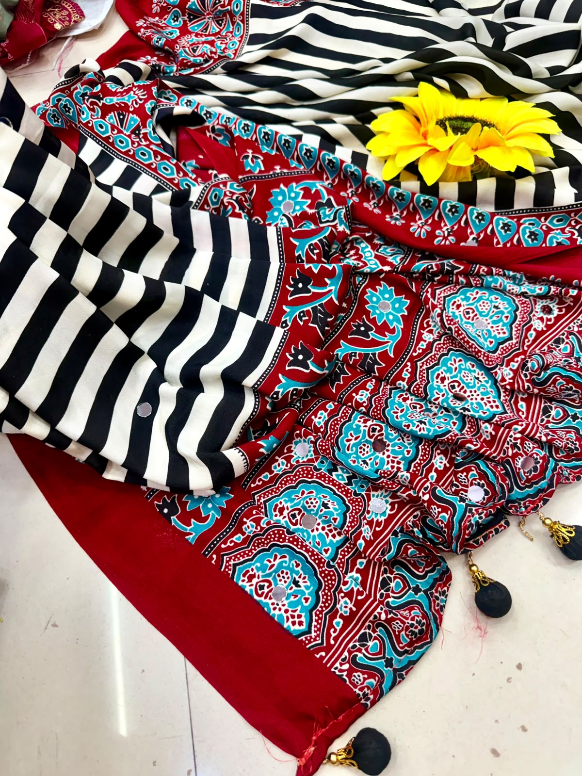 Ajrakh Print Gajji Silk Saree — photo 13