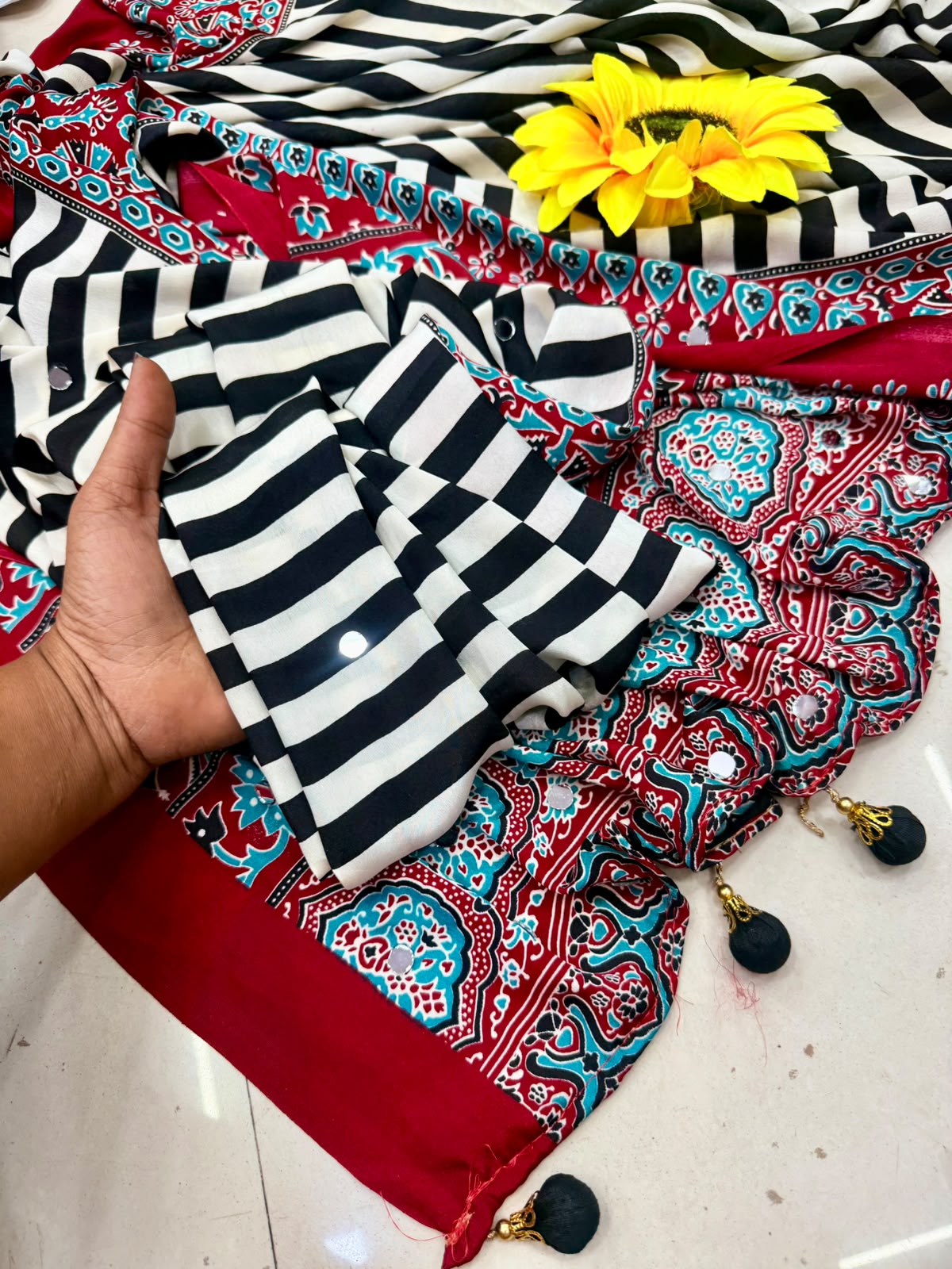 Ajrakh Print Gajji Silk Saree — photo 14