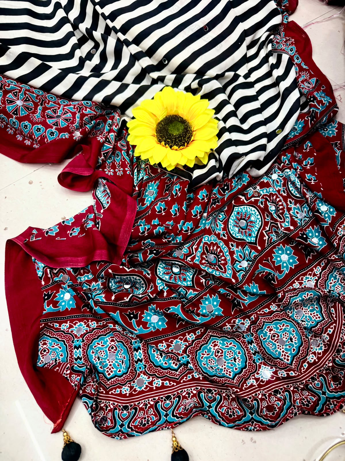 Ajrakh Print Gajji Silk Saree — photo 3