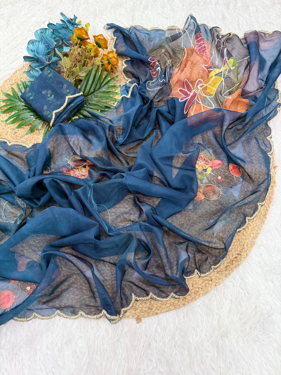 Tabby Silk Floral Saree With Moti Border — photo 3